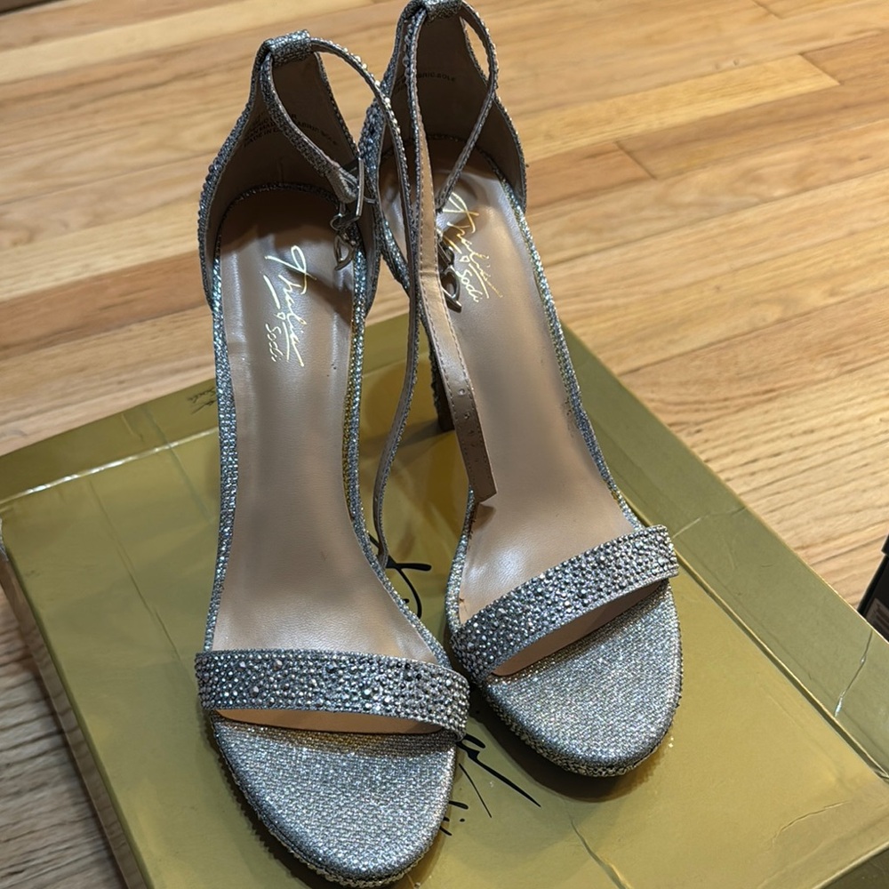 Elegant Silver Women's Heels